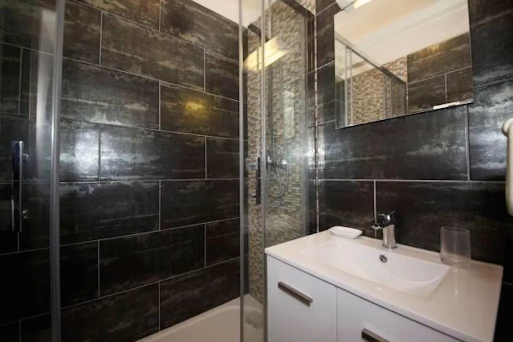 Private Studio - Avenue Des Champs-Elysees Apartment Paris